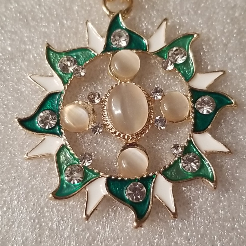 🆕️Sun rhinestone necklace - Picture 5 of 6